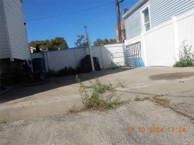 1027 E 83rd St E Unit 2, Brooklyn, NY 11236 - view of car parking