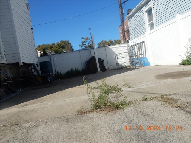 1027 E 83rd St E Unit 2, Brooklyn, NY 11236 - view of patio