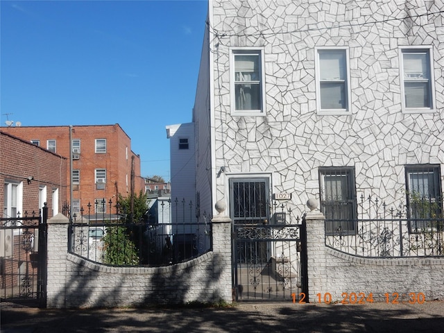 1027 E 83rd St E Unit 2, Brooklyn, NY 11236 - view of front of property featuring a gate