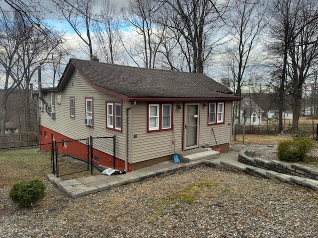 bungalow with cooling unit