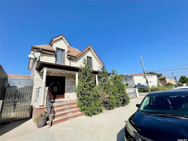 view of front of home