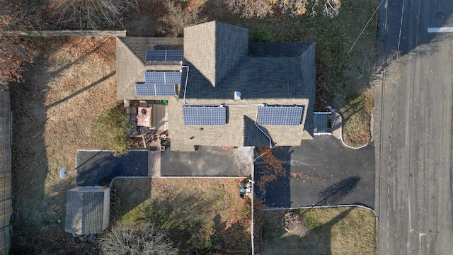 651 Madison Ave, Lindenhurst, NY 11757 - view from above of property