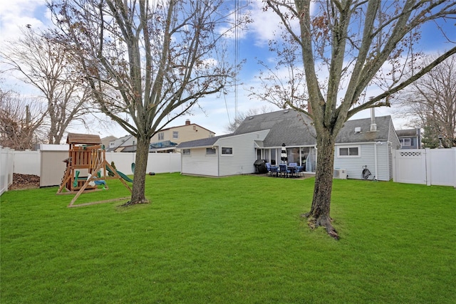 view of yard featuring a playground