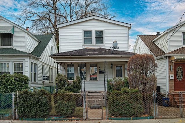 view of front facade with covered porch