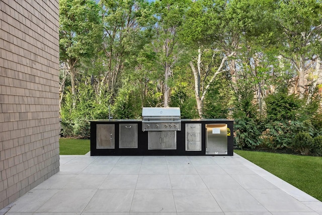 5 Widow Coopers Path, Sag Harbor, NY 11963 - view of patio