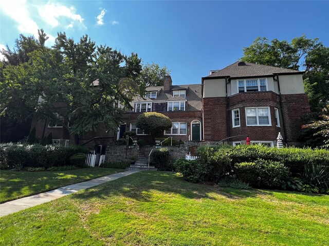 7 Sentry Pl Unit 2C, Scarsdale, NY 10583 - photo 1