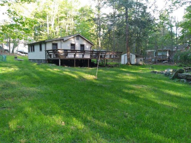 25 W Highland Dr, Smallwood, NY 12720 - view of grassy yard with a wooden deck