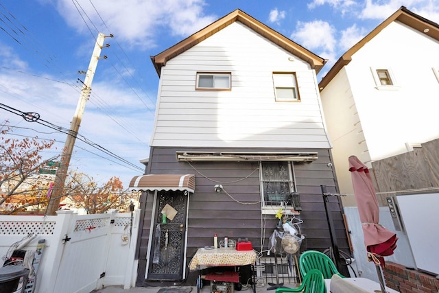 view of rear view of house