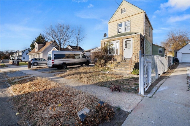 view of front of property