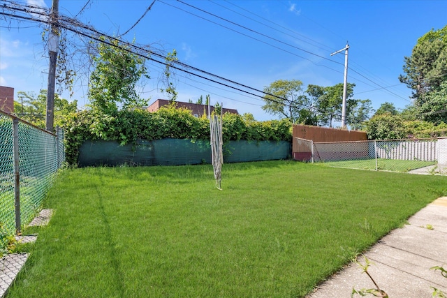 20070 39th Ave, Bayside, NY 11361 - view of yard