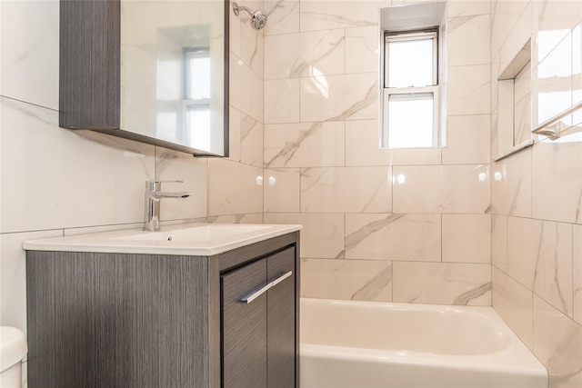 full bathroom featuring vanity, toilet, and shower / bathing tub combination