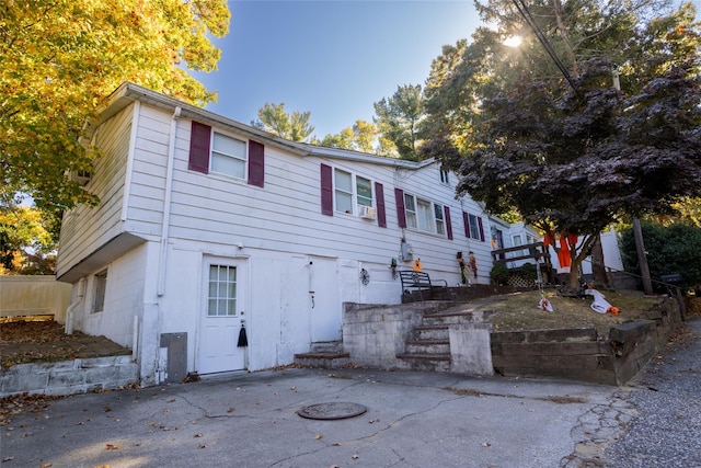 view of front of property featuring a patio