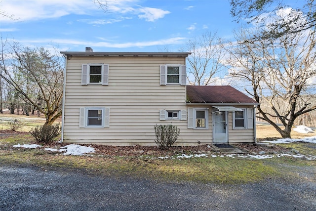 view of front of property