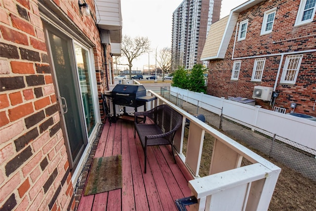 balcony featuring a grill