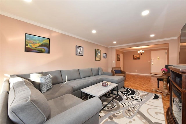 living room with light parquet flooring, an inviting chandelier, and crown molding