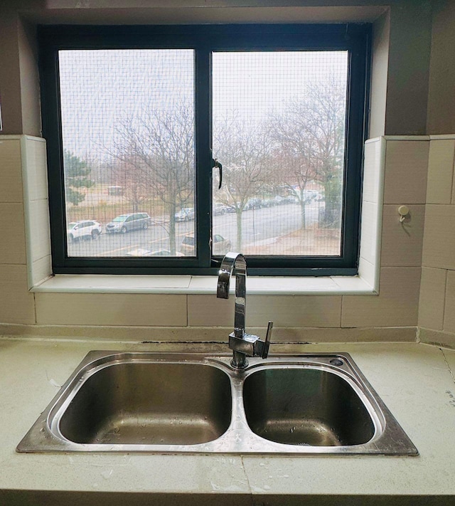 room details with sink