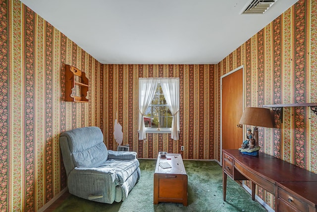 living area with carpet flooring