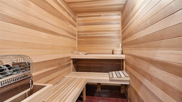 view of sauna / steam room