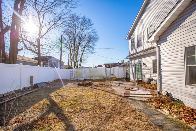 view of yard with a patio area