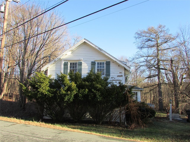 view of side of home