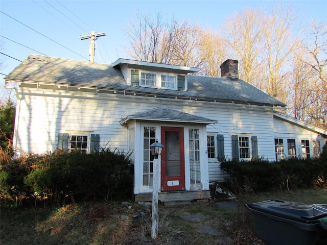 view of front of property