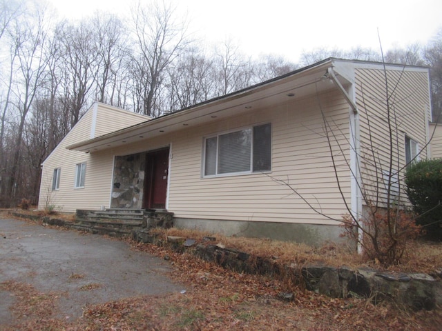 view of front of property