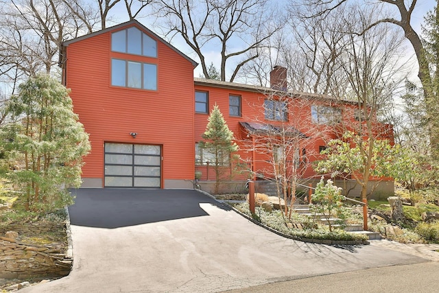 view of front facade featuring a garage