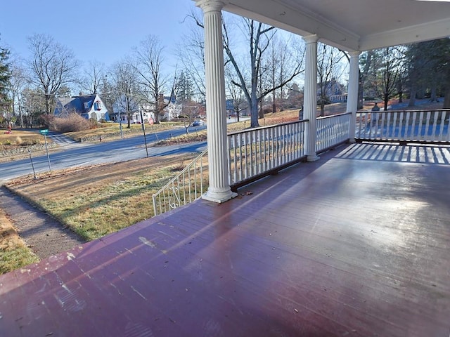 view of patio / terrace with covered porch