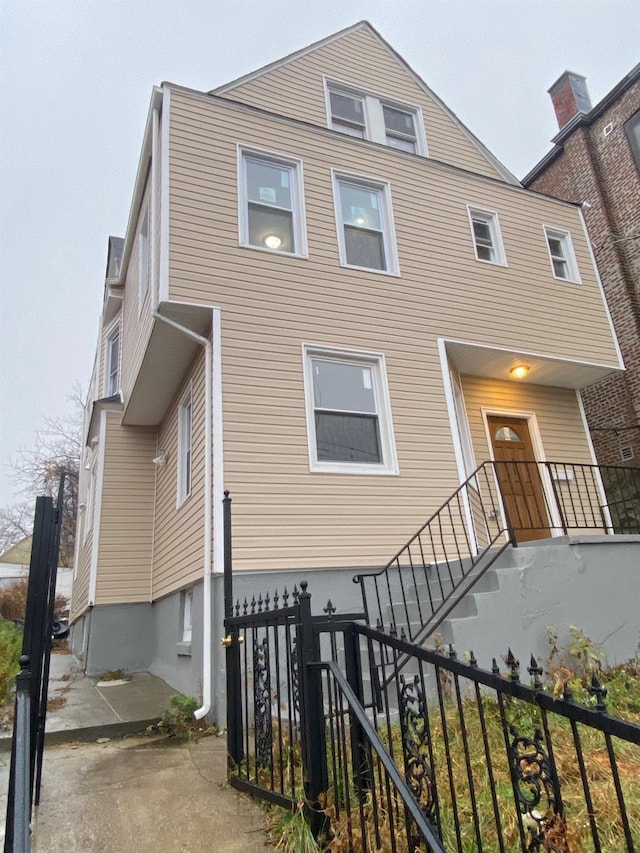 218 Washington St, Mount Vernon, NY 10553 - photo 1