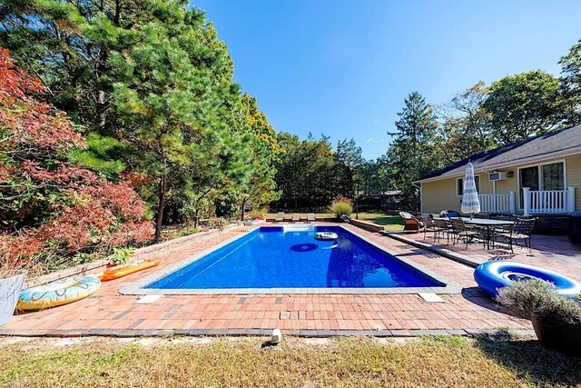 16 Squires Ave, East Quogue, NY 11942 - photo 4