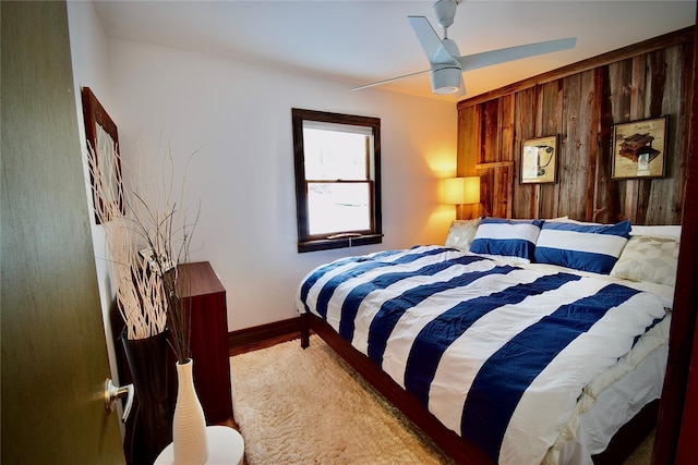 bedroom with ceiling fan