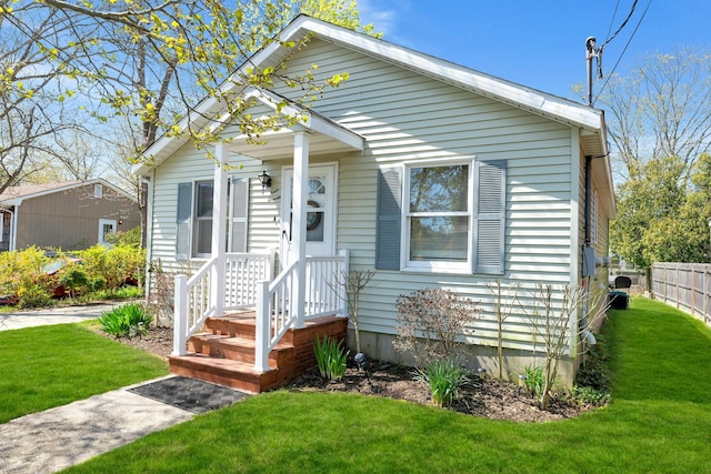 411 2nd St, Greenport, NY 11944 - photo 21
