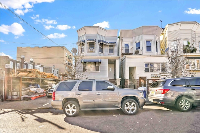 Listing photo 2 for 32-56 107th St, East Elmhurst NY 11369