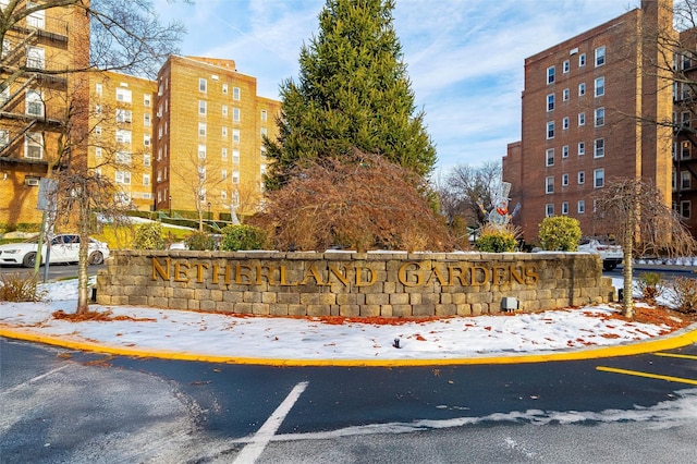 5635 Netherland Ave Unit 4E, Bronx, NY 10471 - view of road