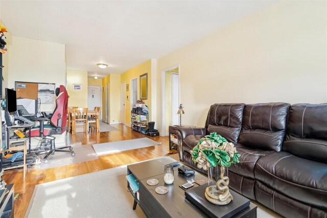 5635 Netherland Ave Unit 4E, Bronx, NY 10471 - living room featuring wood-type flooring