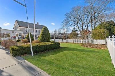 Listing photo 3 for 510 Montauk Hwy, East Quogue NY