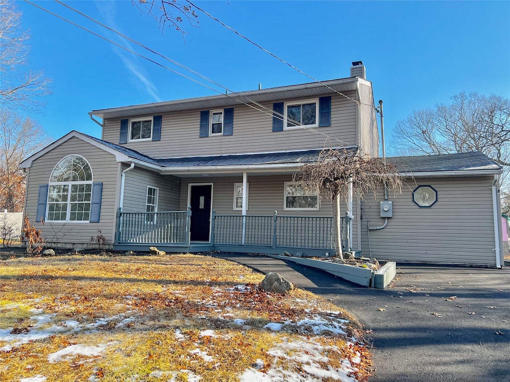 front of property with a porch