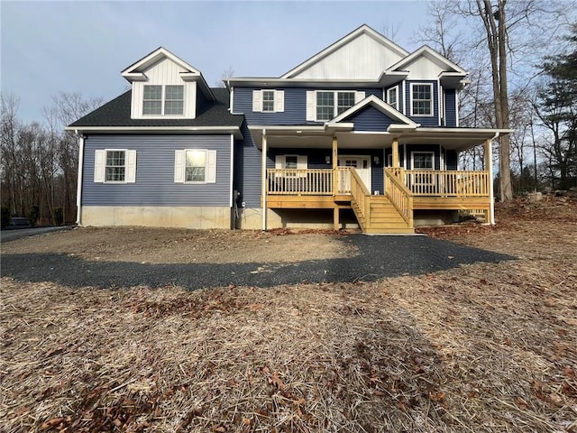 view of front of house with a porch