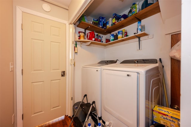 washroom with washer and clothes dryer