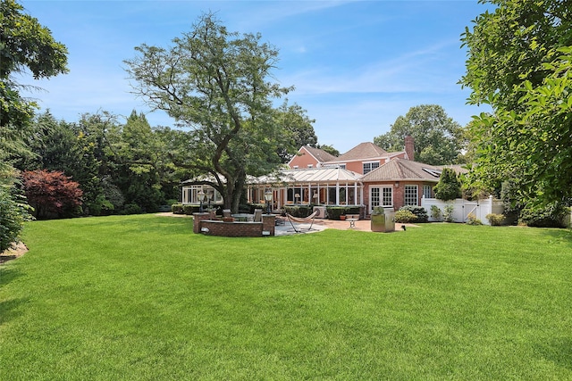 view of yard featuring a patio area