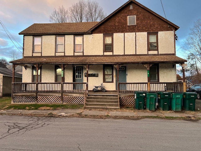 view of front of property with covered porch