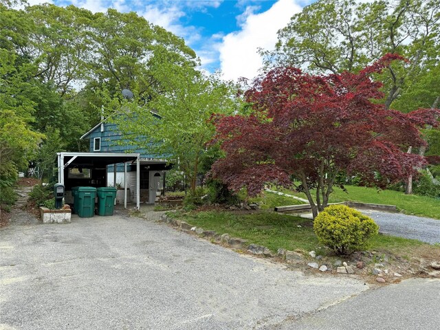 33 Birch Ct, Riverhead, NY 11901 - view of front of home