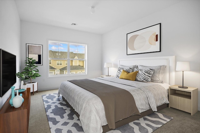 bedroom with carpet flooring