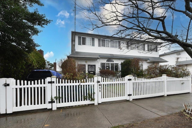 view of front of property