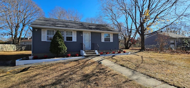 view of front of property with a front yard