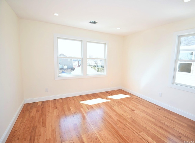 empty room featuring light hardwood / wood-style flooring