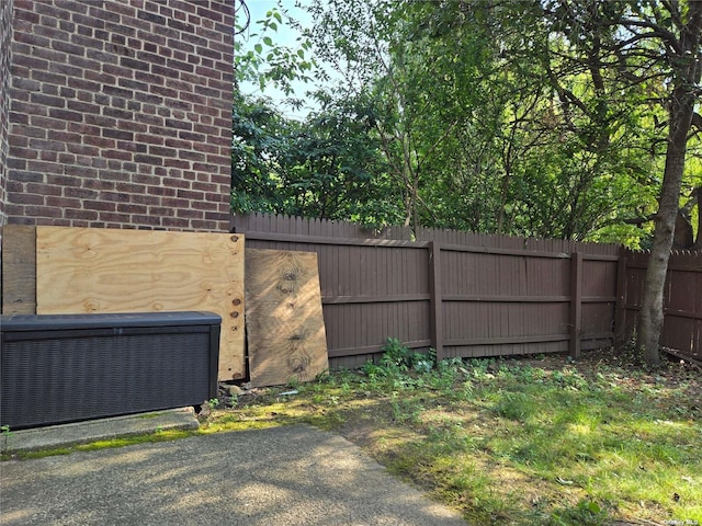 view of yard featuring central AC