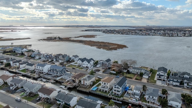 883 S Long Beach Ave, Freeport, NY 11520 - bird's eye view featuring a water view