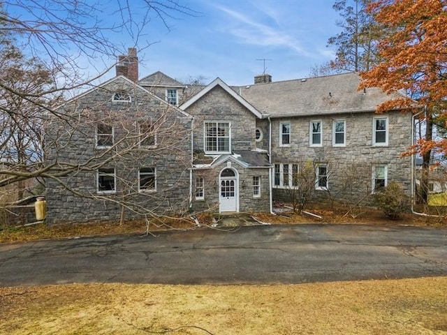 view of front of house