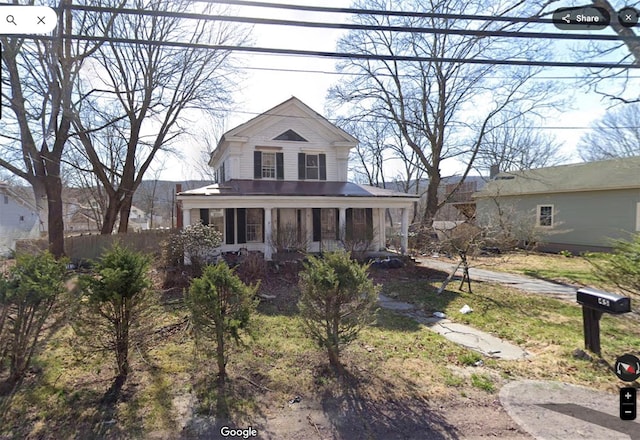 view of front facade featuring covered porch